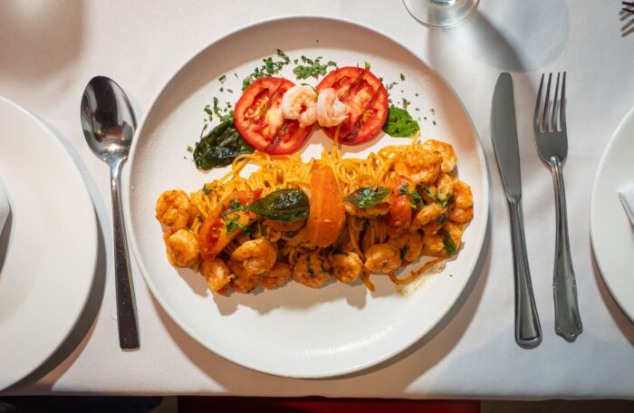 LINGUINI AL FILETO CON CAMARÓN